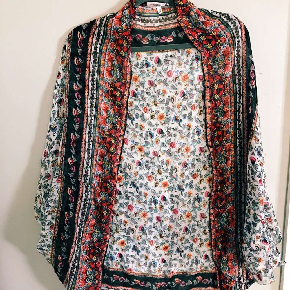 Cotton On light and sheer kimono